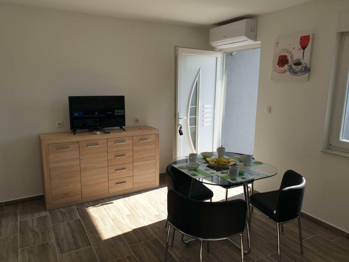 Best View Apartments Чезарица Экстерьер фото